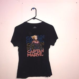 Captain Marvel T shirt. Size:M. Color:Black